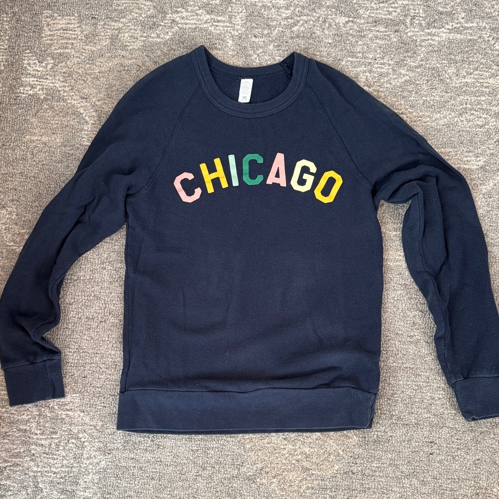 Navy Chicago Graphic sweatshirt 100% Cotton